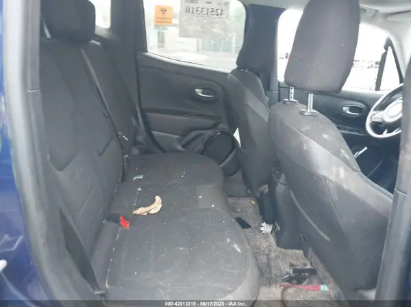 ZACCJBBB2HPF07251 2017 JEEP RENEGADE - Image 8