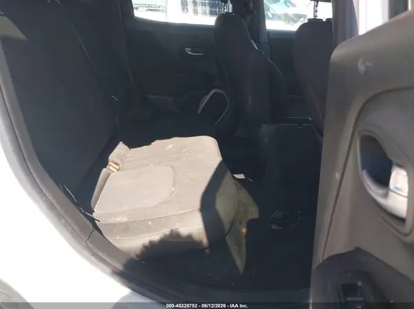 ZACCJBBB2HPF14944 2017 JEEP RENEGADE - Image 8
