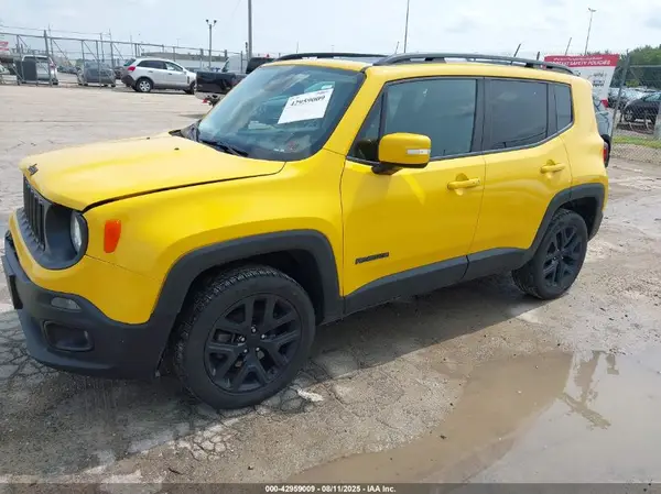 ZACCJBBB2HPF58927 2017 JEEP RENEGADE - Image 2