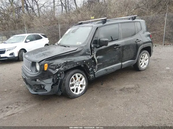 ZACCJBBB2HPF65618 2017 JEEP RENEGADE - Image 2