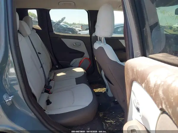 ZACCJBBB2HPF72472 2017 JEEP RENEGADE - Image 8