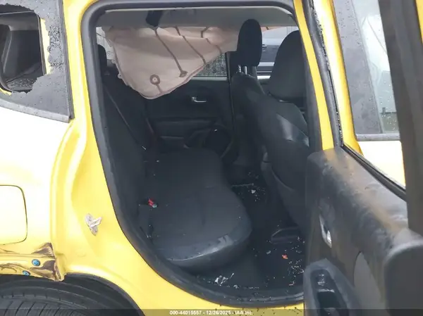 ZACCJBBB2HPF87019 2017 JEEP RENEGADE - Image 8