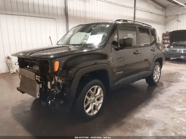 ZACCJBBB2HPG24750 2017 JEEP RENEGADE - Image 2