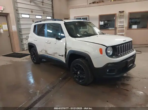 ZACCJBBB2HPG39801 2017 JEEP RENEGADE - Image 1
