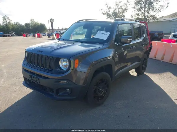 ZACCJBBB2HPG40558 2017 JEEP RENEGADE - Image 2