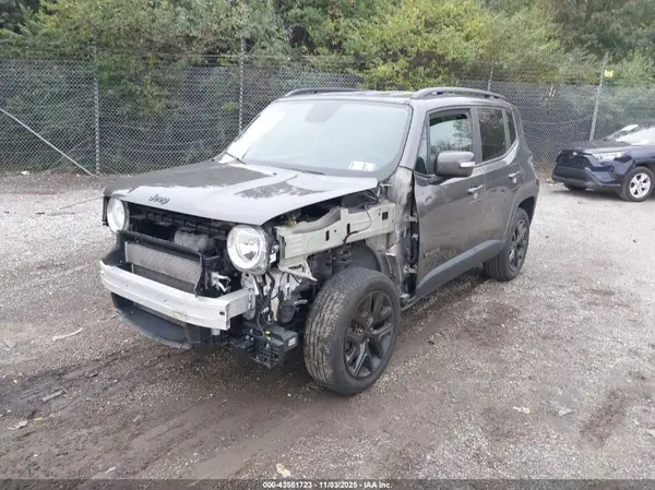 ZACCJBBB2HPG42553 2017 JEEP RENEGADE - Image 2