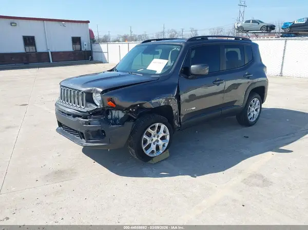ZACCJBBB2HPG54542 2017 JEEP RENEGADE - Image 2