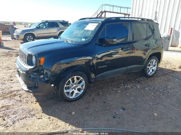 ZACCJBBB2HPG63046 2017 JEEP RENEGADE - Image 2