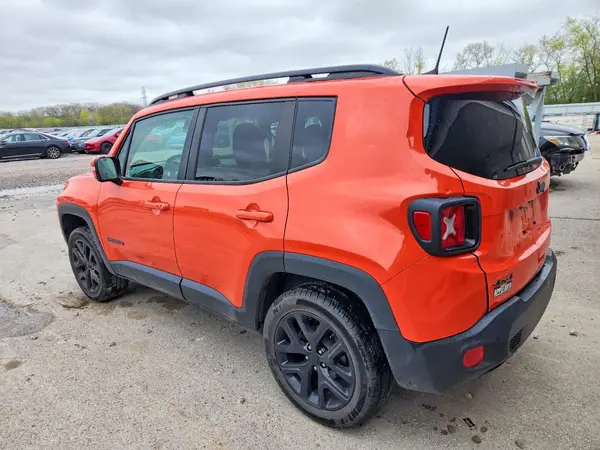 ZACCJBBB2JPG72836 2018 JEEP RENEGADE - Image 2