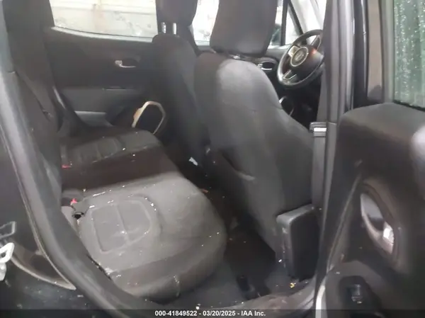 ZACCJBBB2JPG75834 2018 JEEP RENEGADE - Image 8