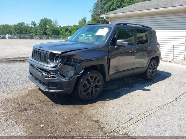 ZACCJBBB2JPH02420 2018 JEEP RENEGADE - Image 2