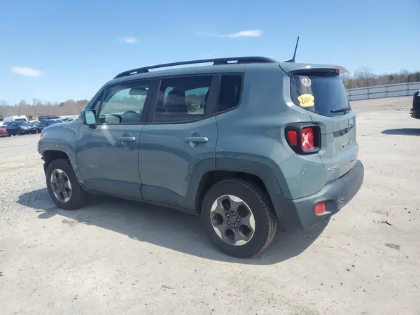 ZACCJBBB2JPH41203 2018 JEEP RENEGADE - Image 2