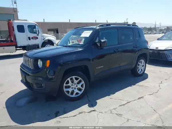 ZACCJBBB2JPH44585 2018 JEEP RENEGADE - Image 2