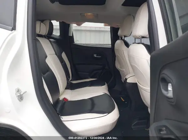 ZACCJBBB3HPE71456 2017 JEEP RENEGADE - Image 8