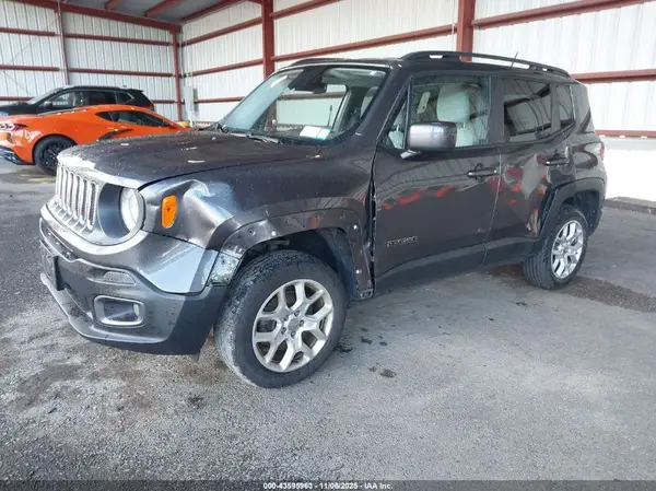 ZACCJBBB3HPE84126 2017 JEEP RENEGADE - Image 2