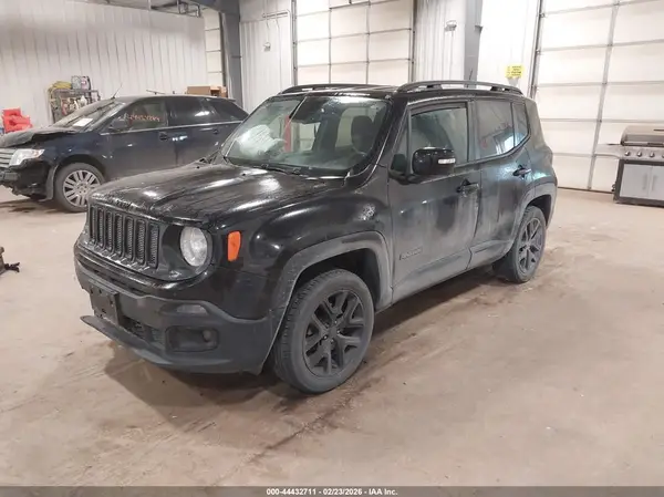 ZACCJBBB3HPE90475 2017 JEEP RENEGADE - Image 2