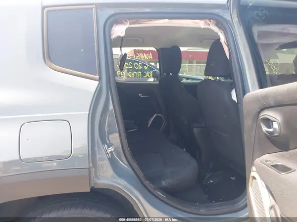 ZACCJBBB3HPF49766 2017 JEEP RENEGADE - Image 8