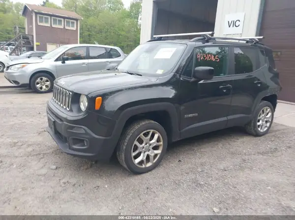 ZACCJBBB3HPF65773 2017 JEEP RENEGADE - Image 2