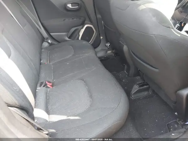 ZACCJBBB3HPF91886 2017 JEEP RENEGADE - Image 8