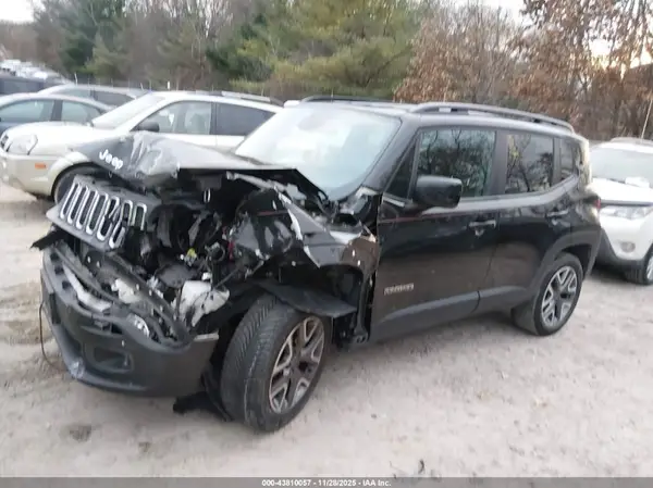 ZACCJBBB3HPG03566 2017 JEEP RENEGADE - Image 2
