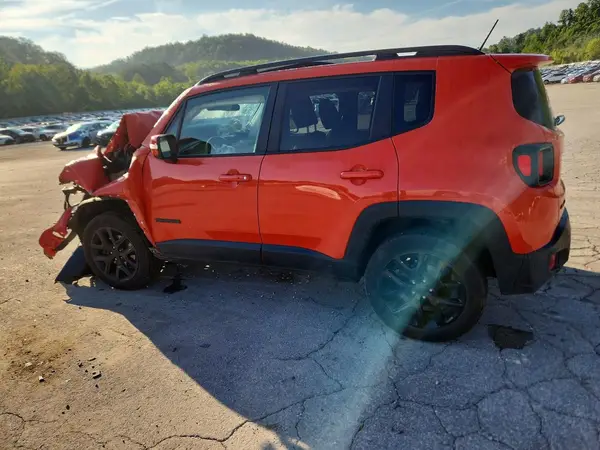 ZACCJBBB3HPG11165 2017 JEEP RENEGADE - Image 2