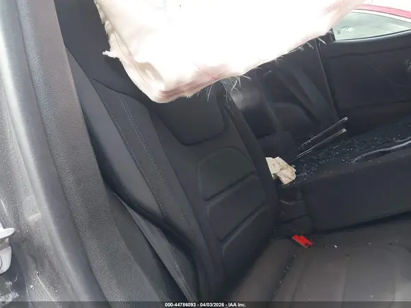 ZACCJBBB3HPG45607 2017 JEEP RENEGADE - Image 8