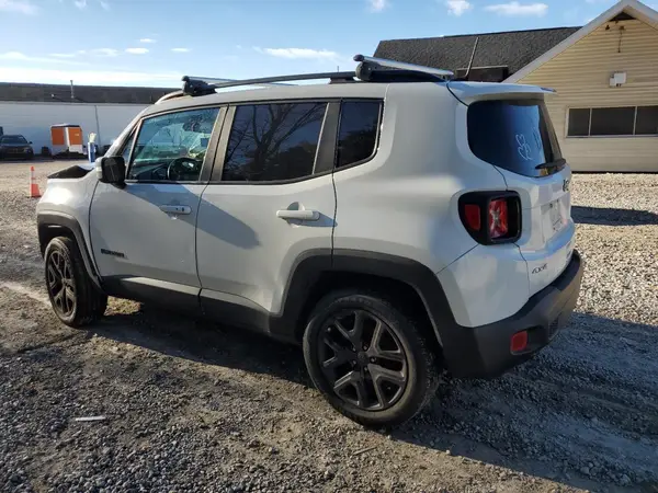 ZACCJBBB3JPH12146 2018 JEEP RENEGADE - Image 2