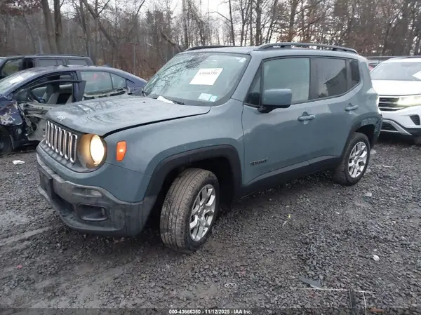 ZACCJBBB3JPH51416 2018 JEEP RENEGADE - Image 2