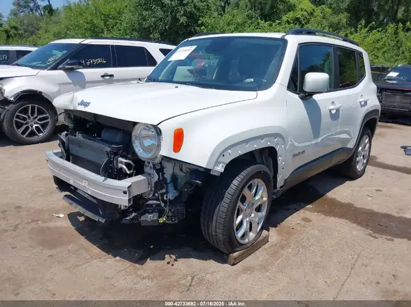 ZACCJBBB3JPH56003 2018 JEEP RENEGADE - Image 2