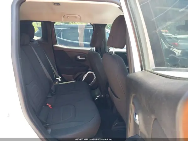 ZACCJBBB3JPH56003 2018 JEEP RENEGADE - Image 8