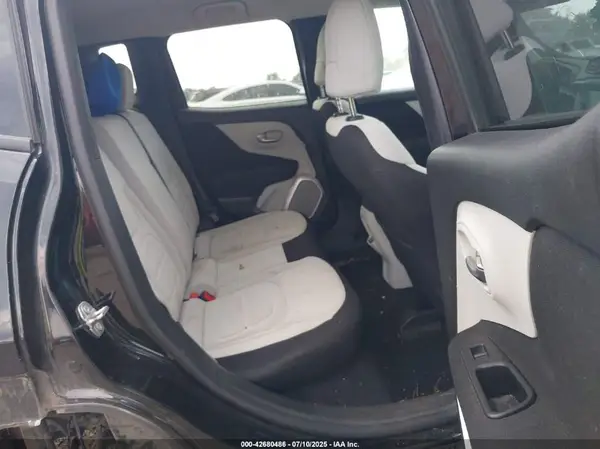 ZACCJBBB3JPJ13938 2018 JEEP RENEGADE - Image 8