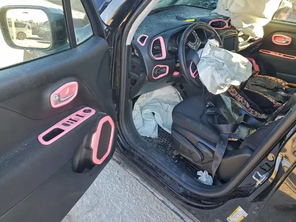 ZACCJBBB3JPJ14023 2018 JEEP RENEGADE - Image 8
