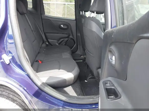 ZACCJBBB3JPJ43036 2018 JEEP RENEGADE - Image 8