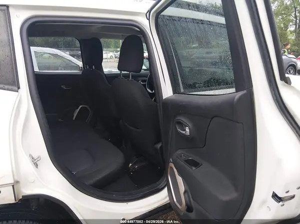 ZACCJBBB4HPE50020 2017 JEEP RENEGADE - Image 8