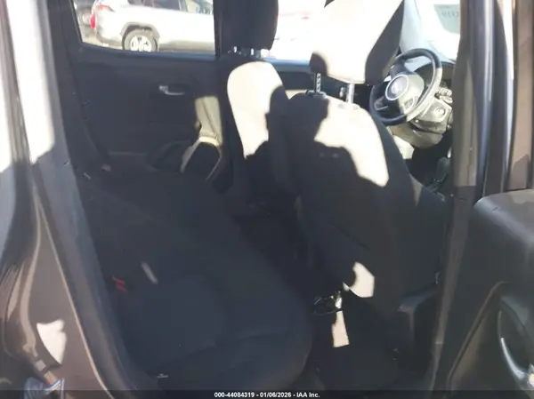 ZACCJBBB4HPE57954 2017 JEEP RENEGADE - Image 8