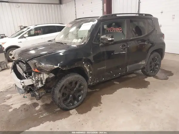 ZACCJBBB4HPE60806 2017 JEEP RENEGADE - Image 2