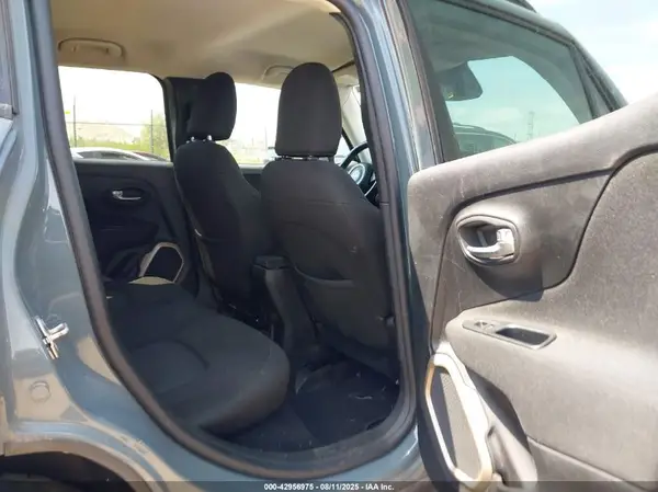 ZACCJBBB4HPE61406 2017 JEEP RENEGADE - Image 8
