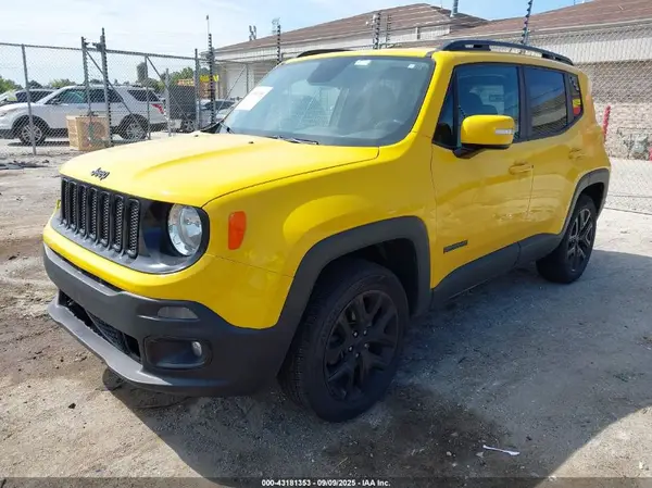 ZACCJBBB4HPE84927 2017 JEEP RENEGADE - Image 2