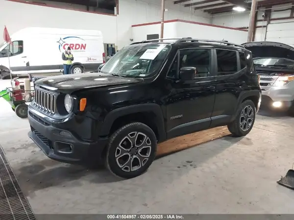 ZACCJBBB4HPF10815 2017 JEEP RENEGADE - Image 2