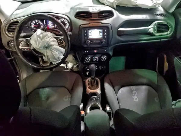 ZACCJBBB4HPF30269 2017 JEEP RENEGADE - Image 8