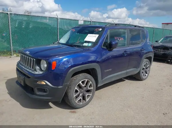 ZACCJBBB4HPF77687 2017 JEEP RENEGADE - Image 2