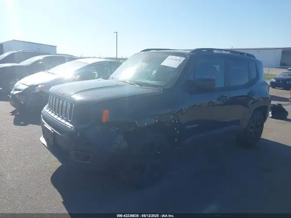 ZACCJBBB4HPF87474 2017 JEEP RENEGADE - Image 2