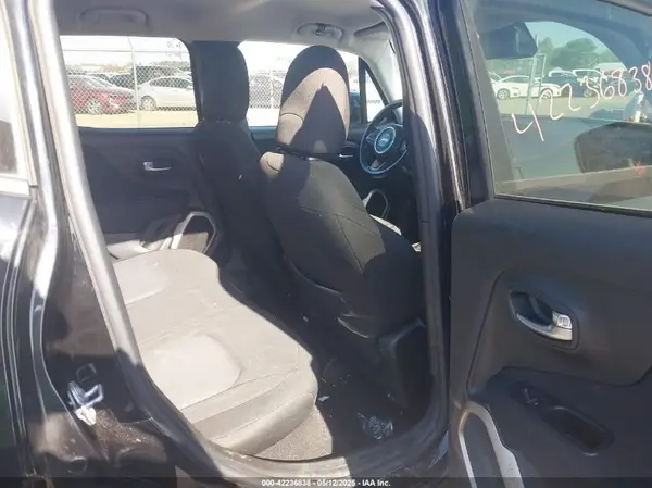 ZACCJBBB4HPF87474 2017 JEEP RENEGADE - Image 8