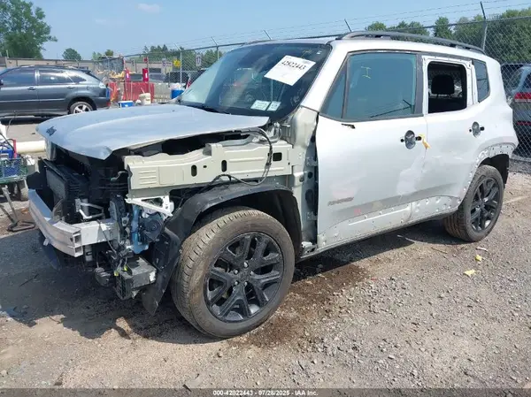 ZACCJBBB4HPF94098 2017 JEEP RENEGADE - Image 2