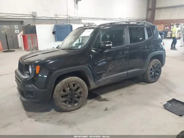 ZACCJBBB4HPG03589 2017 JEEP RENEGADE - Image 2