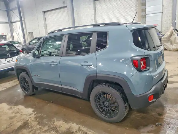 ZACCJBBB4HPG13572 2017 JEEP RENEGADE - Image 2