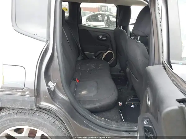 ZACCJBBB4HPG16455 2017 JEEP RENEGADE - Image 8