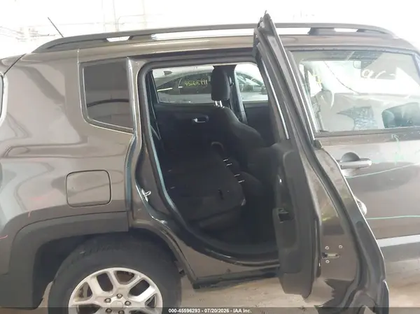ZACCJBBB4HPG36110 2017 JEEP RENEGADE - Image 8