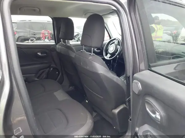 ZACCJBBB4HPG44661 2017 JEEP RENEGADE - Image 8