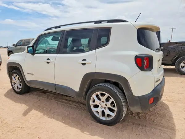 ZACCJBBB4HPG45177 2017 JEEP RENEGADE - Image 2